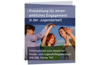 3 junge Menschen die sich an den Händen fassen und freuen