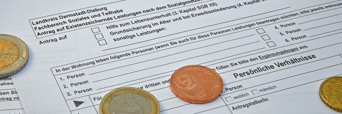 Foto Antrag Existenzsichernde Leistungen Foto eines Antrags auf Existenzsichernde leistungen