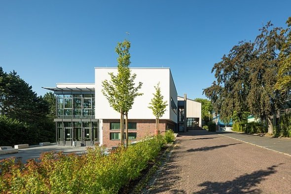 Albert-Einstein-Schule Schulgebäude Albert-Einstein-Schule