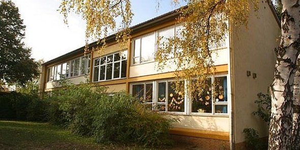 Schule im Kirchgarten Schulgebäude Schule im Kirchgarten