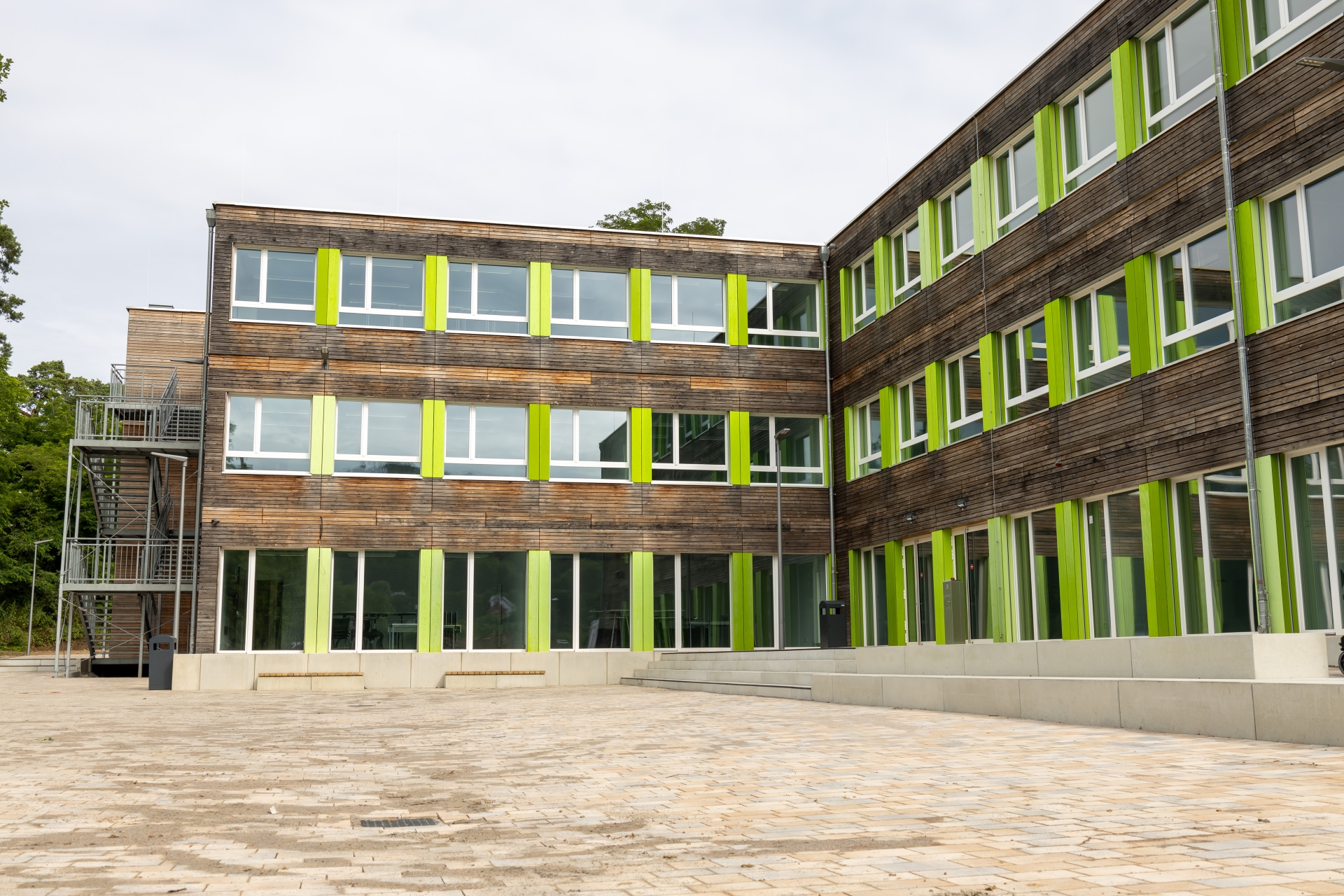 Schuldorf Bergstraße Holzmodulbauweise